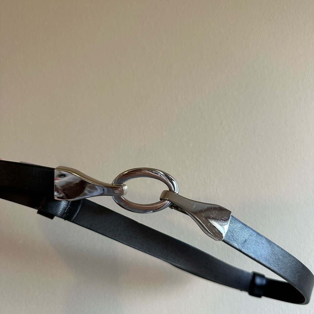 Elegant Black Leather Belt with Silver Buckle
